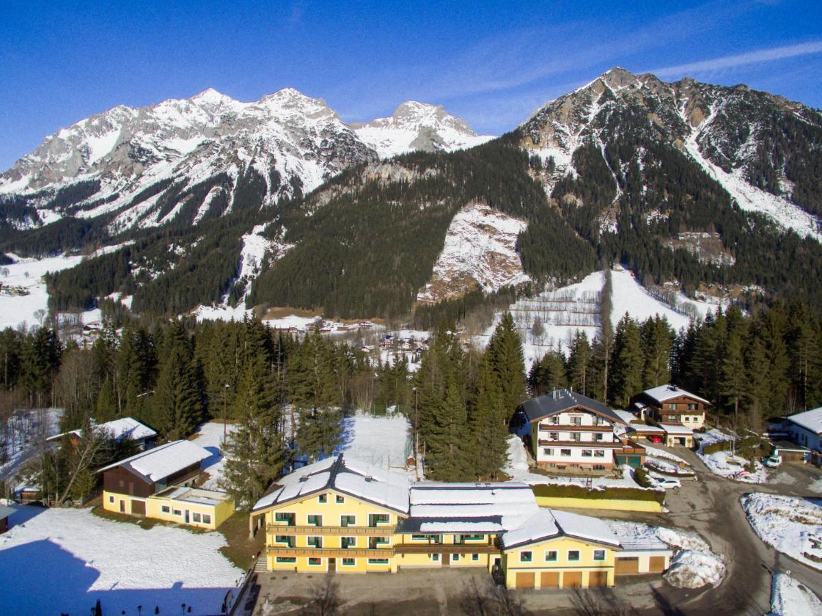 Mountain View Apartment Ramsau am Dachstein Exterior photo